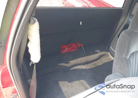 2000 Chevrolet S Truck S10 z USA, uszkodzony, nr VIN 1GCCS1953Y8239826